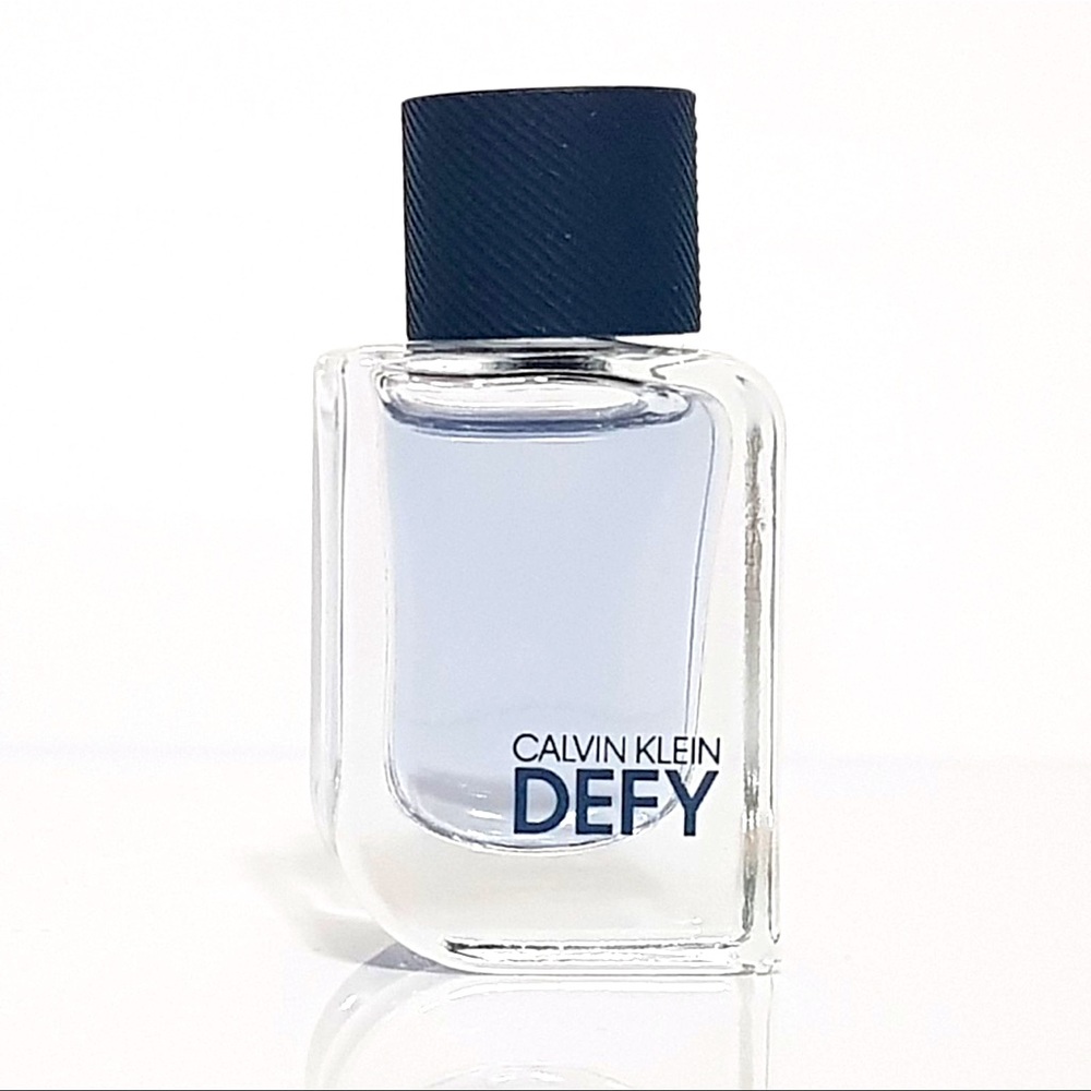 Defy by Calvin Klein 10ml sample